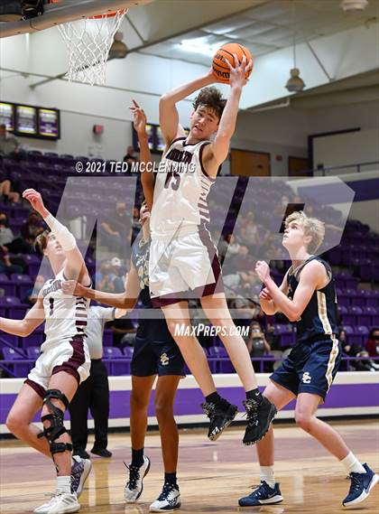 Thumbnail 1 in Morrilton vs Shiloh Christian (AAA 4A Regional First Round) photogallery.