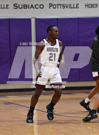 Thumbnail 1 in Morrilton vs Shiloh Christian (AAA 4A Regional First Round) photogallery.