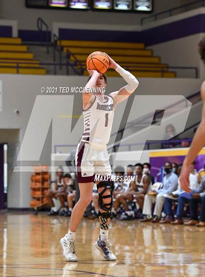 Thumbnail 1 in Morrilton vs Shiloh Christian (AAA 4A Regional First Round) photogallery.