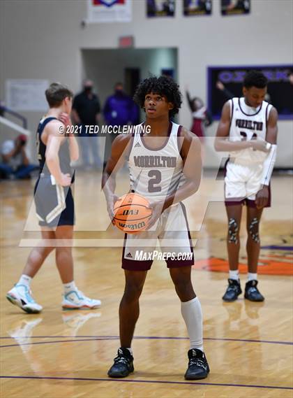 Thumbnail 1 in Morrilton vs Shiloh Christian (AAA 4A Regional First Round) photogallery.