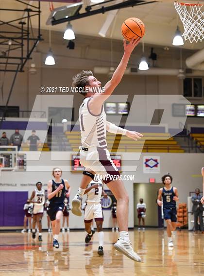 Thumbnail 1 in Morrilton vs Shiloh Christian (AAA 4A Regional First Round) photogallery.