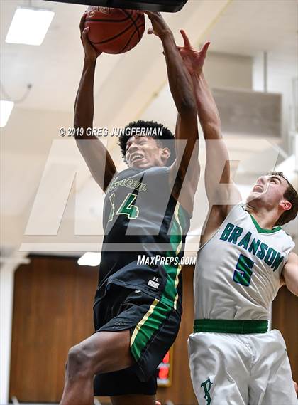 Thumbnail 1 in Moreau Catholic @ Branson (CIF NorCal D1 Regional Semi-Final) photogallery.