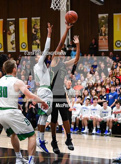 Thumbnail 1 in Moreau Catholic @ Branson (CIF NorCal D1 Regional Semi-Final) photogallery.