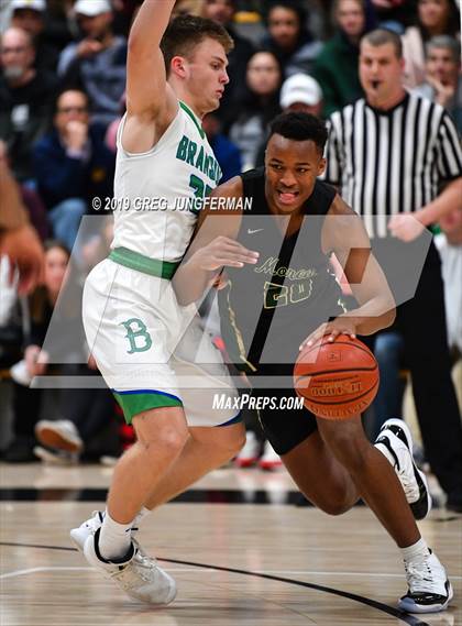 Thumbnail 2 in Moreau Catholic @ Branson (CIF NorCal D1 Regional Semi-Final) photogallery.