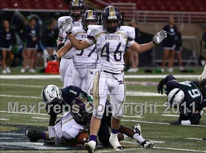 Thumbnail 1 in Marquette vs. Eureka (Great American Football Classic) photogallery.