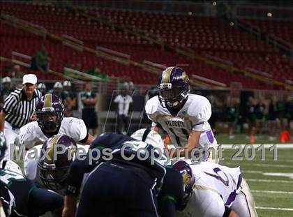 Thumbnail 3 in Marquette vs. Eureka (Great American Football Classic) photogallery.