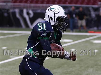Thumbnail 1 in Marquette vs. Eureka (Great American Football Classic) photogallery.