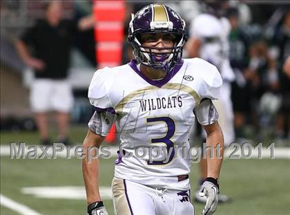 Thumbnail 1 in Marquette vs. Eureka (Great American Football Classic) photogallery.