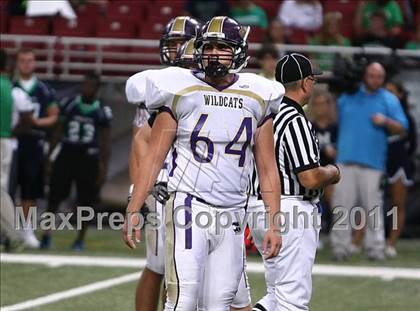 Thumbnail 3 in Marquette vs. Eureka (Great American Football Classic) photogallery.