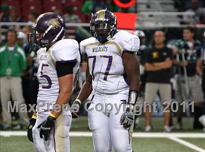 Thumbnail 1 in Marquette vs. Eureka (Great American Football Classic) photogallery.