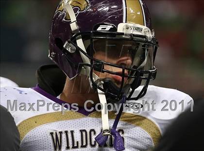 Thumbnail 3 in Marquette vs. Eureka (Great American Football Classic) photogallery.