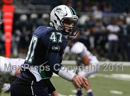 Thumbnail 3 in Marquette vs. Eureka (Great American Football Classic) photogallery.