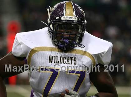 Thumbnail 2 in Marquette vs. Eureka (Great American Football Classic) photogallery.