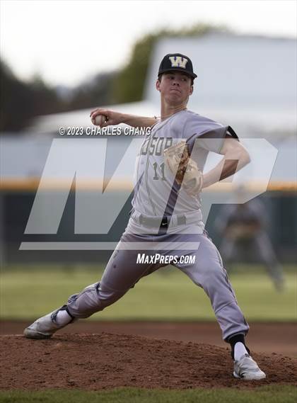 Thumbnail 1 in Windsor vs Rancho Cotate photogallery.