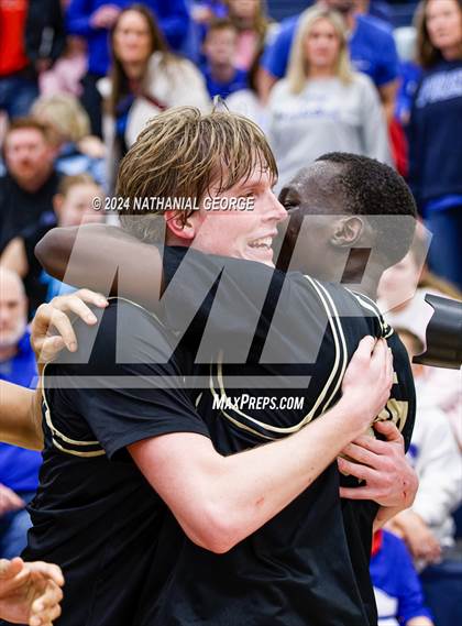 Thumbnail 1 in Lincoln Southeast @ Creighton Prep (NSAA District A-5 Final) photogallery.