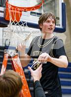 Photo from the gallery "Lincoln Southeast @ Creighton Prep (NSAA District A-5 Final)"