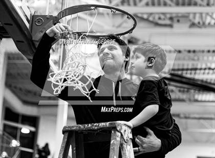 Thumbnail 1 in Lincoln Southeast @ Creighton Prep (NSAA District A-5 Final) photogallery.
