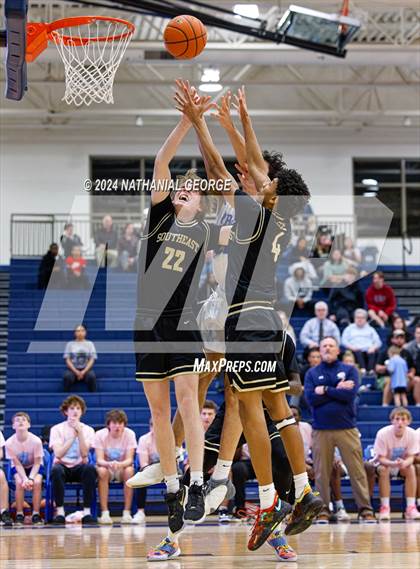 Thumbnail 3 in Lincoln Southeast @ Creighton Prep (NSAA District A-5 Final) photogallery.