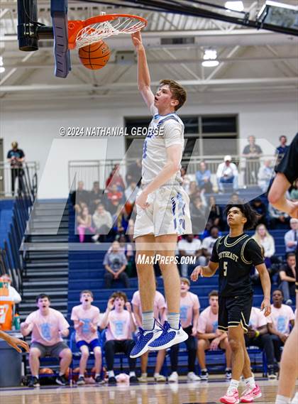 Thumbnail 3 in Lincoln Southeast @ Creighton Prep (NSAA District A-5 Final) photogallery.