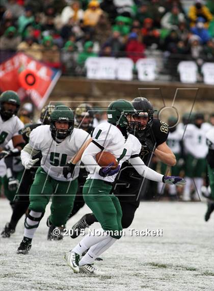 Thumbnail 3 in Derby vs. Blue Valley (KSHSAA 6A Final) photogallery.