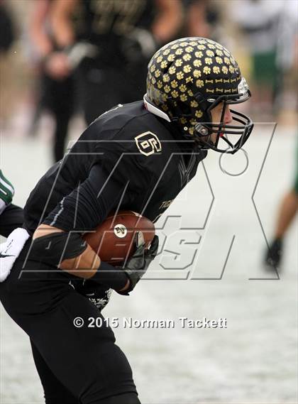 Thumbnail 3 in Derby vs. Blue Valley (KSHSAA 6A Final) photogallery.
