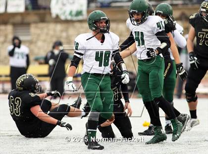 Thumbnail 2 in Derby vs. Blue Valley (KSHSAA 6A Final) photogallery.