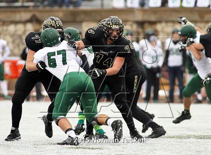 Thumbnail 1 in Derby vs. Blue Valley (KSHSAA 6A Final) photogallery.