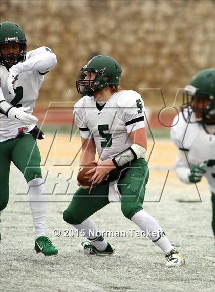 Thumbnail 1 in Derby vs. Blue Valley (KSHSAA 6A Final) photogallery.
