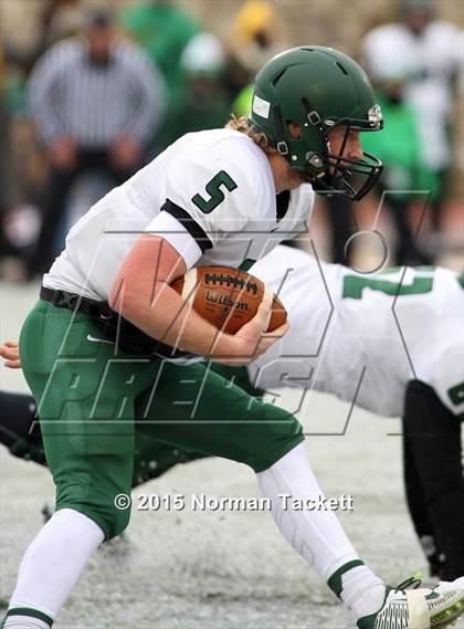 Thumbnail 2 in Derby vs. Blue Valley (KSHSAA 6A Final) photogallery.