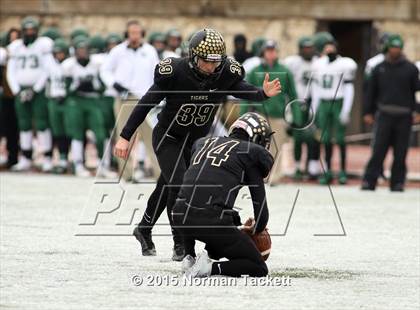 Thumbnail 2 in Derby vs. Blue Valley (KSHSAA 6A Final) photogallery.
