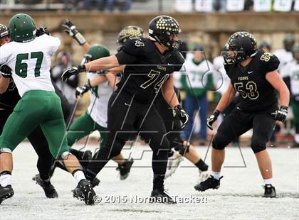 Thumbnail 2 in Derby vs. Blue Valley (KSHSAA 6A Final) photogallery.