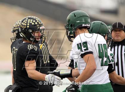 Thumbnail 3 in Derby vs. Blue Valley (KSHSAA 6A Final) photogallery.