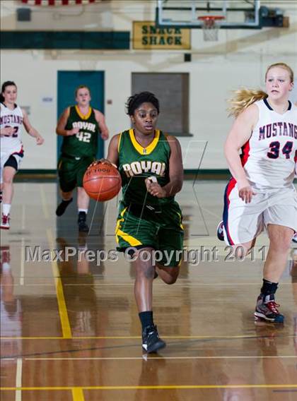 Thumbnail 3 in Yorba Linda vs Royal (Santa Barbara Tournament of Champions) photogallery.