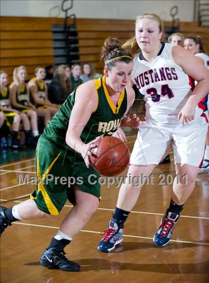 Thumbnail 1 in Yorba Linda vs Royal (Santa Barbara Tournament of Champions) photogallery.