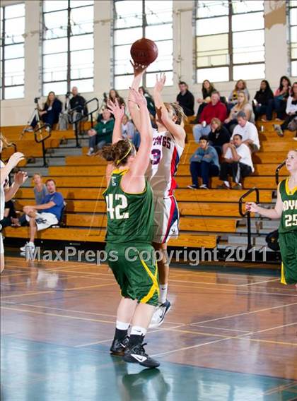 Thumbnail 3 in Yorba Linda vs Royal (Santa Barbara Tournament of Champions) photogallery.