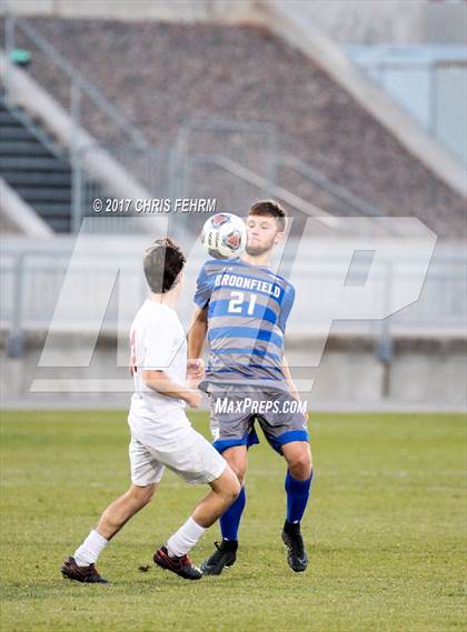 Thumbnail 3 in Denver East vs. Broomfield (CHSAA 5A Final) photogallery.