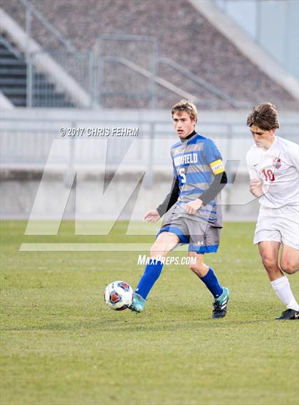 Thumbnail 1 in Denver East vs. Broomfield (CHSAA 5A Final) photogallery.
