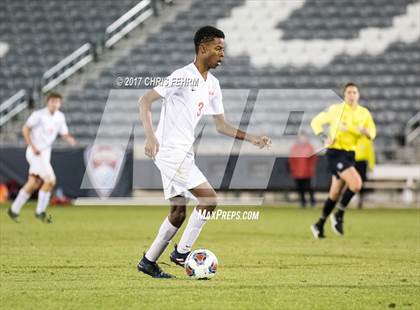 Thumbnail 3 in Denver East vs. Broomfield (CHSAA 5A Final) photogallery.