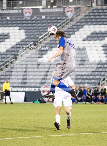 Thumbnail 3 in Denver East vs. Broomfield (CHSAA 5A Final) photogallery.