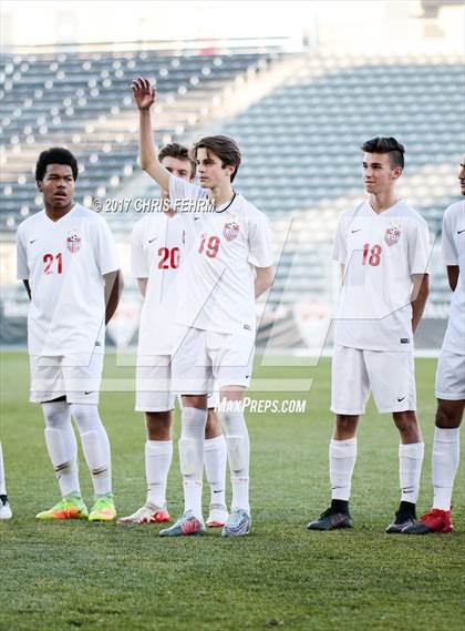 Thumbnail 3 in Denver East vs. Broomfield (CHSAA 5A Final) photogallery.