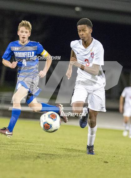 Thumbnail 2 in Denver East vs. Broomfield (CHSAA 5A Final) photogallery.