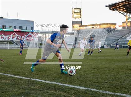 Thumbnail 2 in Denver East vs. Broomfield (CHSAA 5A Final) photogallery.