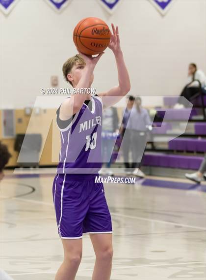 Thumbnail 3 in Miller vs. Trimble (OHSSA South East District Division IV Sectional) photogallery.