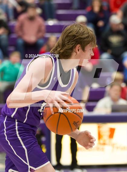 Thumbnail 3 in Miller vs. Trimble (OHSSA South East District Division IV Sectional) photogallery.
