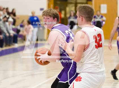Thumbnail 3 in Miller vs. Trimble (OHSSA South East District Division IV Sectional) photogallery.