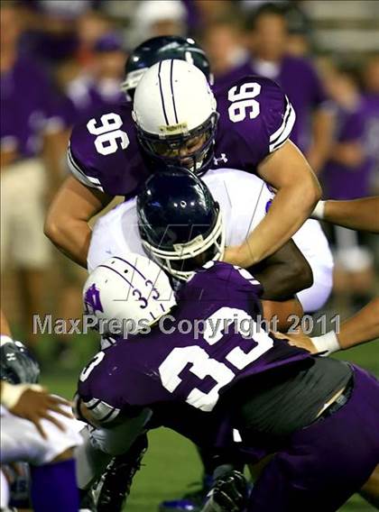 Thumbnail 2 in Winton Woods vs. Elder (Skyline Crosstown Showdown) photogallery.