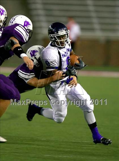 Thumbnail 2 in Winton Woods vs. Elder (Skyline Crosstown Showdown) photogallery.