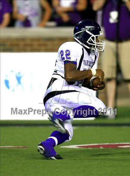 Thumbnail 3 in Winton Woods vs. Elder (Skyline Crosstown Showdown) photogallery.