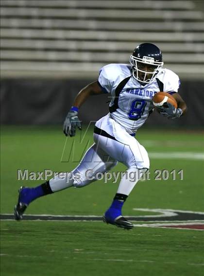 Thumbnail 3 in Winton Woods vs. Elder (Skyline Crosstown Showdown) photogallery.