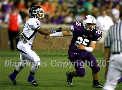 Thumbnail 3 in Winton Woods vs. Elder (Skyline Crosstown Showdown) photogallery.